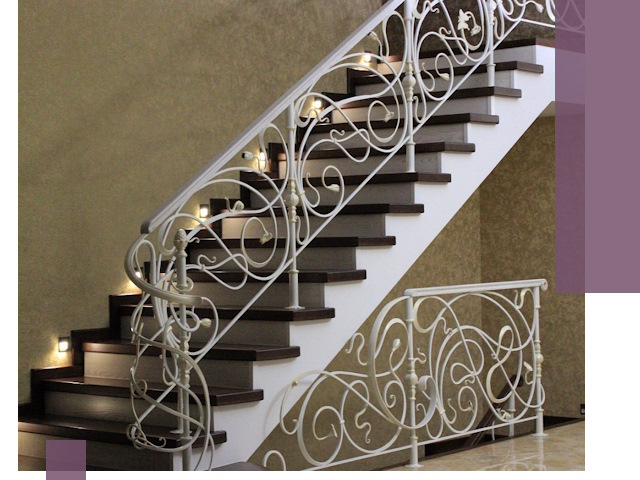 Кованые лестницы под ключ в Отрадном — изготовление и монтаж