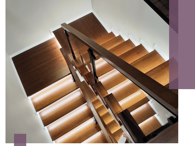 Изготовление П-образных лестниц под ключ в Отрадном