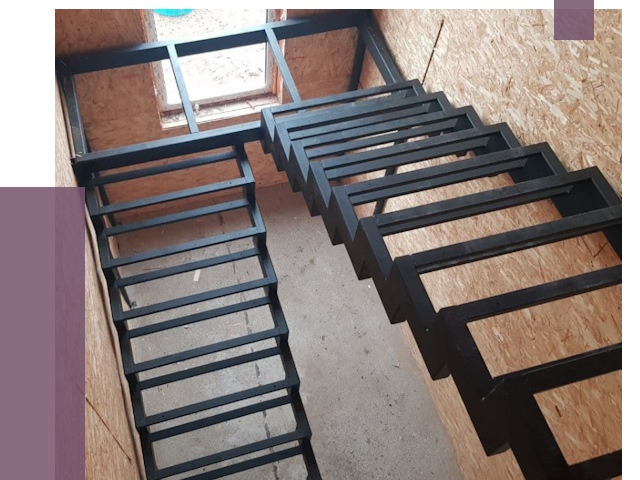 Демонтаж лестниц на металлокаркасе в Отрадном от 7826 руб. за м²