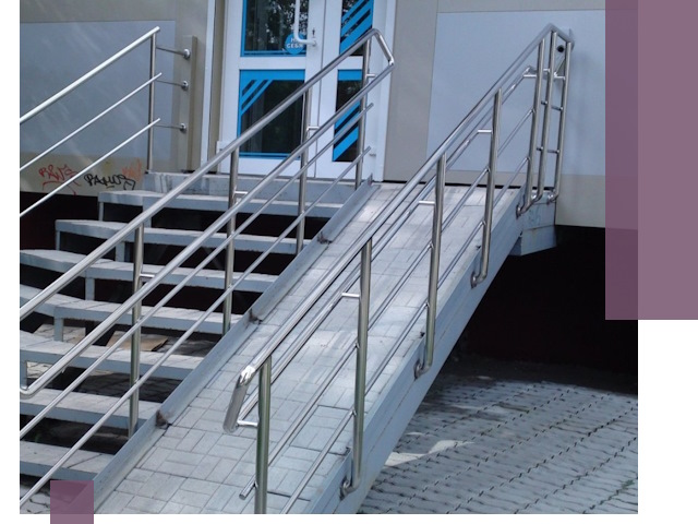 Пандус на крыльцо под ключ в Отрадном: монтаж и изготовление