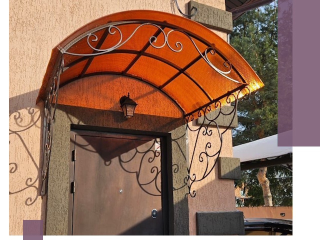 Демонтаж козырьков в Отрадном быстро и безопасно