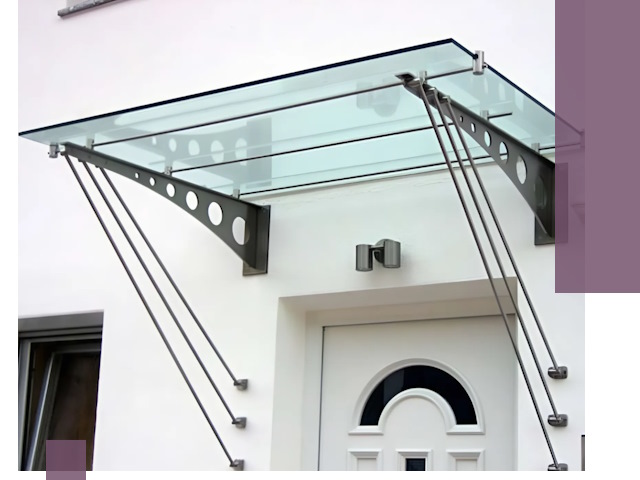 Козырьки над входом под ключ в Отрадном — изготовление и монтаж