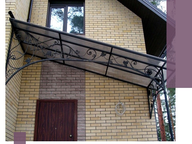 Односкатные козырьки из металла под ключ в Отрадном