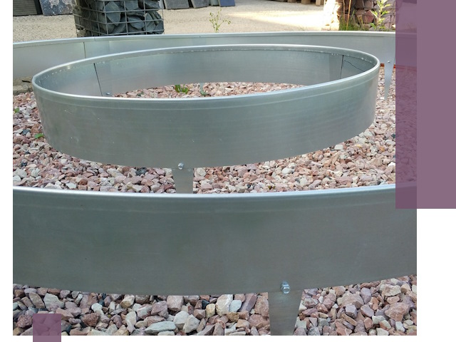 Нержавеющие бордюры под ключ в Отрадном — изготовление и монтаж