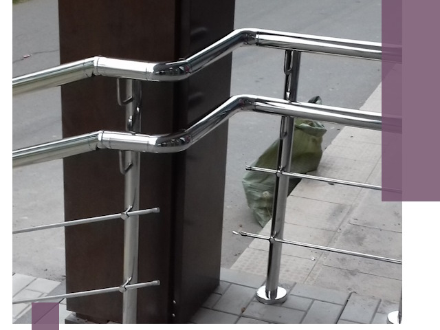 Монтаж поручней из нержавеющей стали в Отрадном качественно и быстро